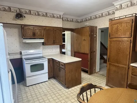 402 10th Avenue Two Harbors MN 55616