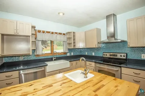 502 E 2nd Avenue Grand Marais MN 55604