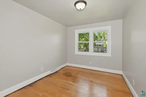 306 Kelly Creek Duluth MN 55811