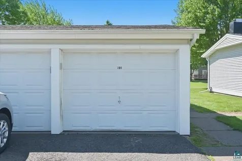 306 Kelly Creek Duluth MN 55811