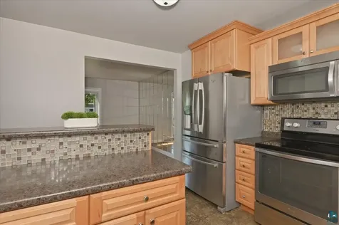 306 Kelly Creek Duluth MN 55811