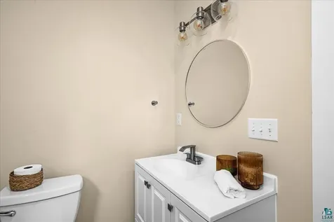 4124 W Calvary Road Duluth MN 55803