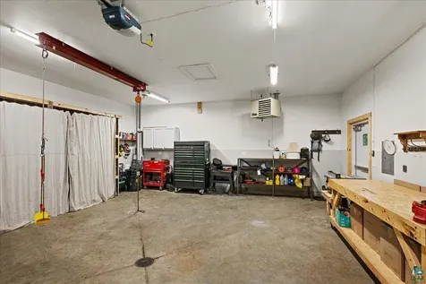 4124 W Calvary Road Duluth MN 55803
