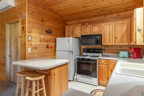 3806 Dorem Drive Ely MN 55731