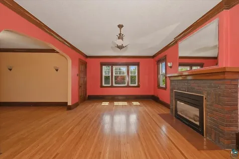 4505 W 7th Street Duluth MN 55807