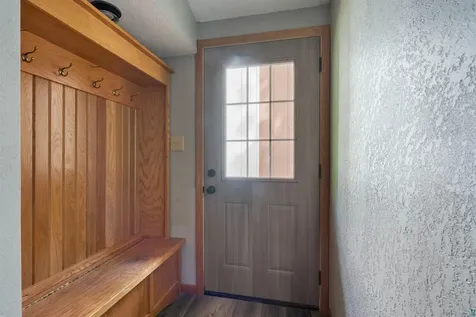 15 Vermillion Street Carlton MN 55718