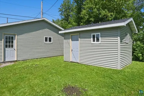 2623 N 22nd Street Superior WI 54880