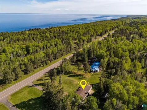 809 Scenic Drive Two Harbors MN 55616