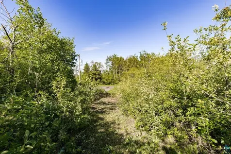 41XX S Lake Avenue Duluth MN 55802