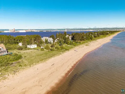41XX S Lake Avenue Duluth MN 55802