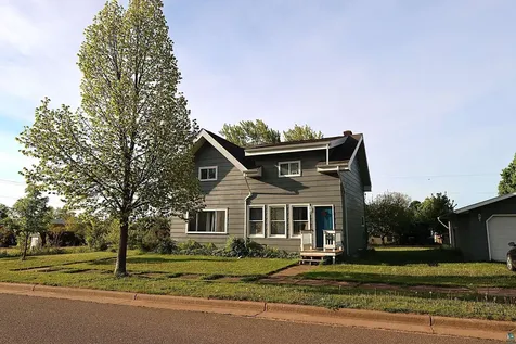 408 W 5th Street Washburn WI 54891