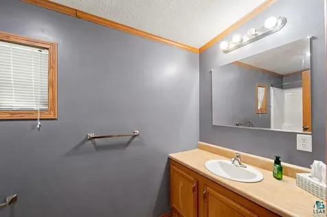 2 Barker Drive Duluth MN 55808