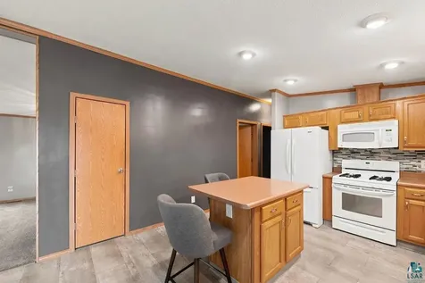2 Barker Drive Duluth MN 55808