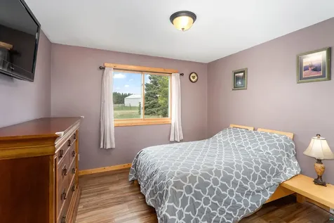 66 E Stark Road Esko MN 55733