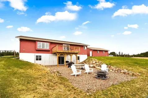 66 E Stark Road Esko MN 55733