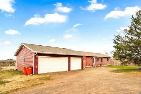 66 E Stark Road Esko MN 55733