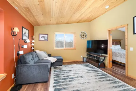 66 E Stark Road Esko MN 55733