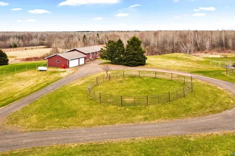 66 E Stark Road Esko MN 55733