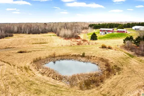 66 E Stark Road Esko MN 55733