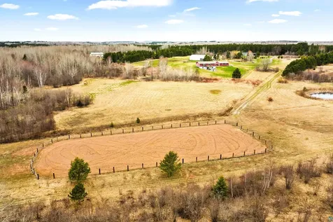 66 E Stark Road Esko MN 55733
