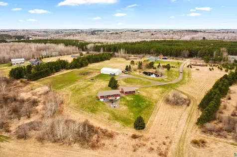 66 E Stark Road Esko MN 55733