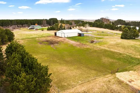 66 E Stark Road Esko MN 55733