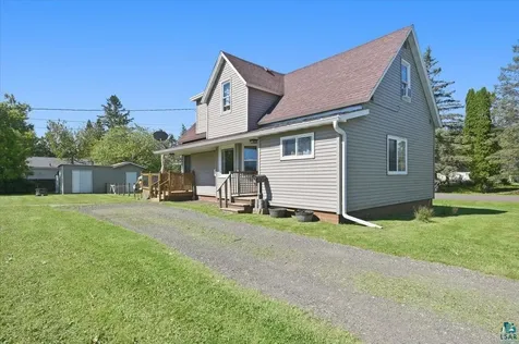 1824 N 53rd Street Superior WI 54880