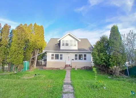 614 E 9th Street Duluth MN 55805