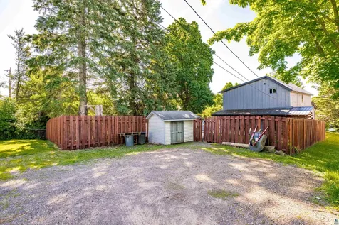 219 Osakis Street Duluth MN 55803