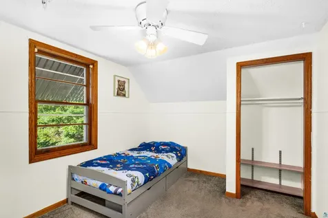 219 Osakis Street Duluth MN 55803