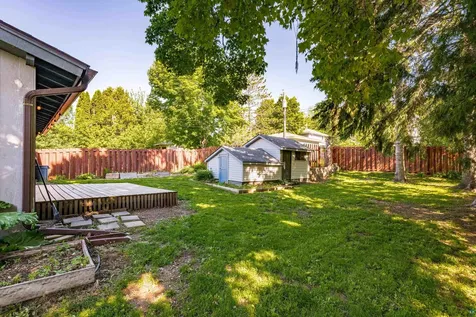 219 Osakis Street Duluth MN 55803