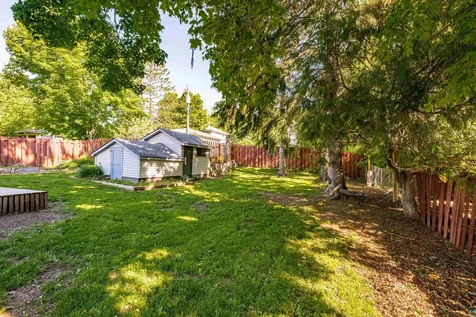 219 Osakis Street Duluth MN 55803