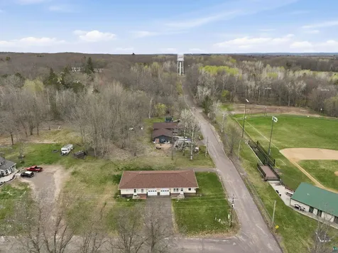 916-918 Michigan Street Spooner WI 54801