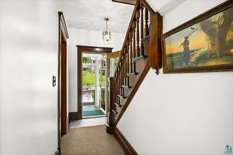 2424 W 7th Street Duluth MN 55806