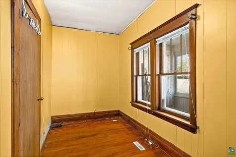 2424 W 7th Street Duluth MN 55806