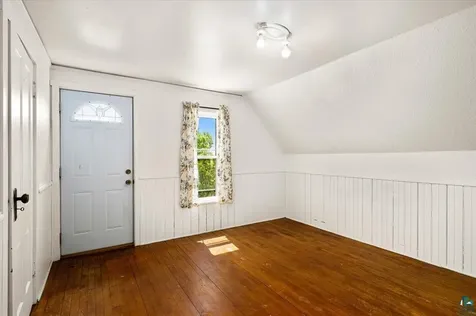 2424 W 7th Street Duluth MN 55806