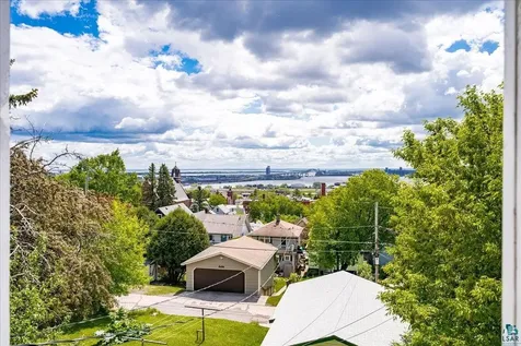 2424 W 7th Street Duluth MN 55806