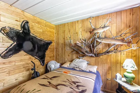 7280 Far North Road Buyck MN 55772