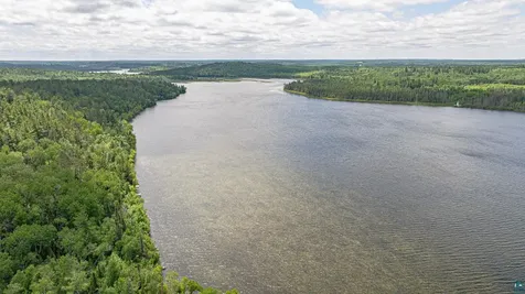 7280 Far North Road Buyck MN 55772