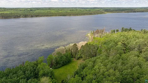 7280 Far North Road Buyck MN 55772