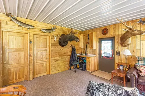 7280 Far North Road Buyck MN 55772