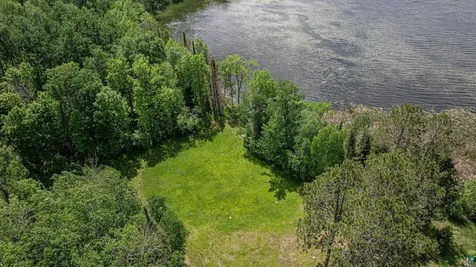 7280 Far North Road Buyck MN 55772