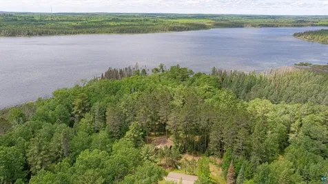 7280 Far North Road Buyck MN 55772