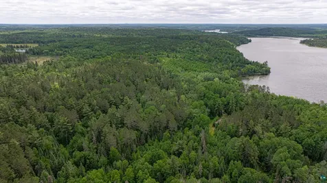 7280 Far North Road Buyck MN 55772