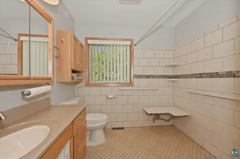 1603 N Basswood Avenue Duluth MN 55811