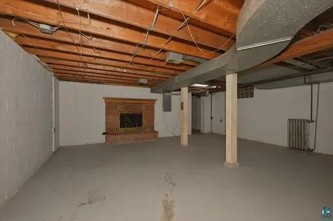 1603 N Basswood Avenue Duluth MN 55811