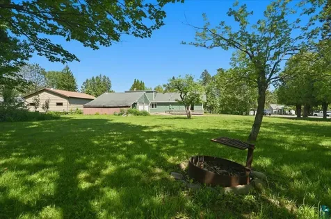 1603 N Basswood Avenue Duluth MN 55811