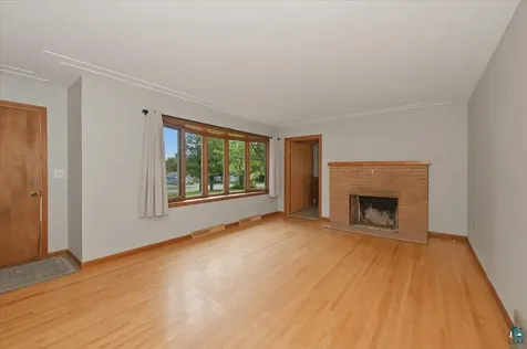 1603 N Basswood Avenue Duluth MN 55811