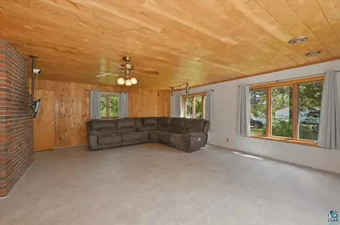 1603 N Basswood Avenue Duluth MN 55811