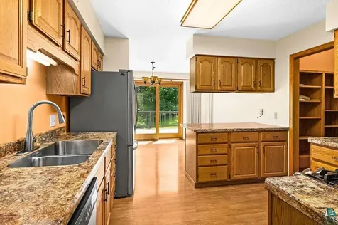 2410 Harvey Street Duluth MN 55811